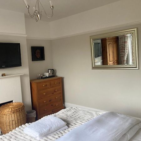 Cliftonville Abi B&B מראה חיצוני תמונה