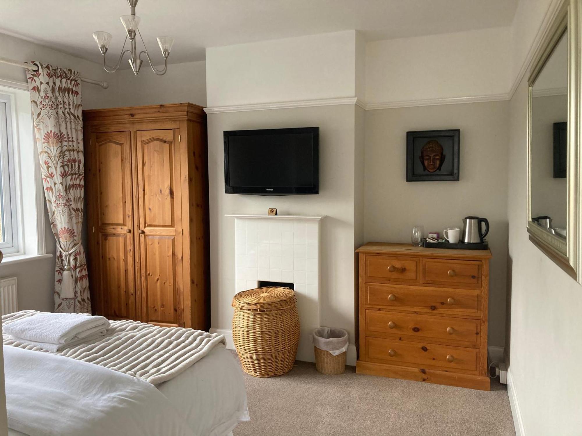 Cliftonville Abi B&B מראה חיצוני תמונה